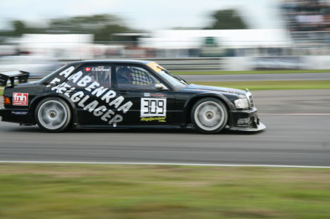 "Stjerne kører" Finn Nielsen i "Stjerne raceren" Mercedes Benz 190 E
(Foto: Gripping Media)